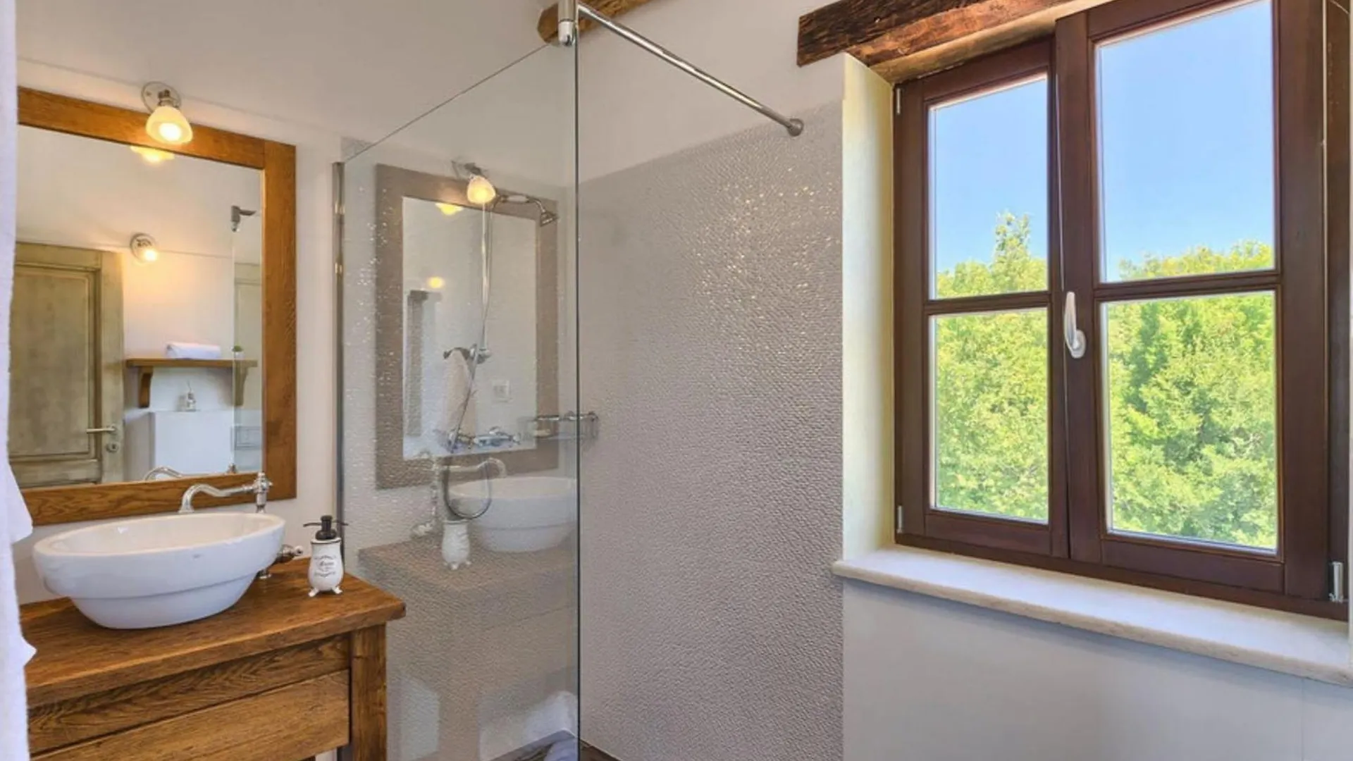 Authentic Villa Banic Livade